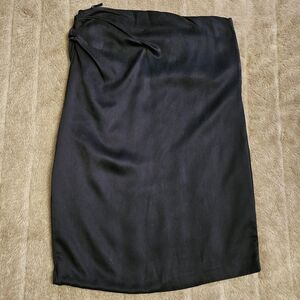 NEW never worn Bottega Veneta all silk ruched side skirt